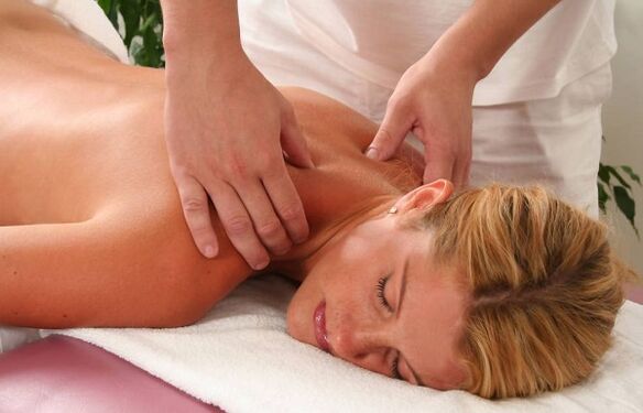 Massage utilisé pour traiter l'ostéochondrose