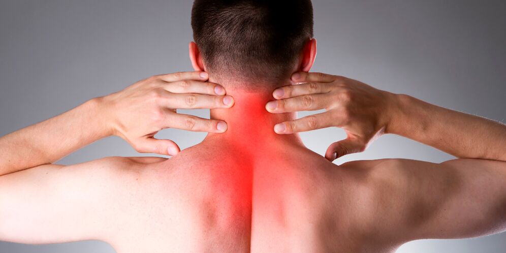 Douleur au cou due à l'ostéochondrose