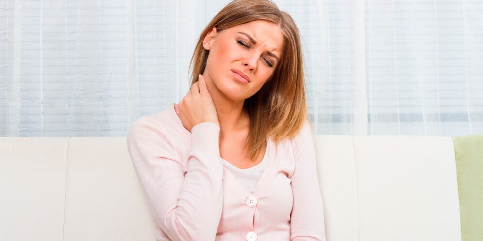 Fièvre avec douleur au cou